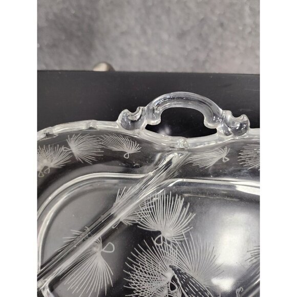 Vintage Fostoria Etched Crystal Three Part Relish Tray Appetizer Dish W/ Handles - Picture 4 of 10
